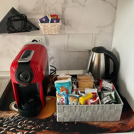 Kira La Mura San Carlo