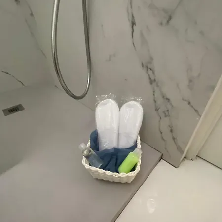 Kira فندق مبيت وإفطار