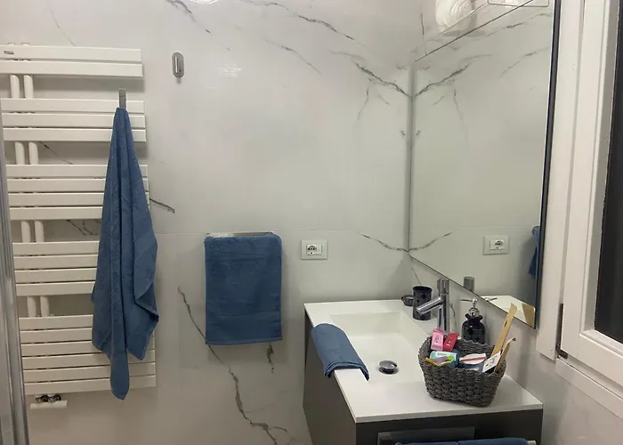 Kira فندق مبيت وإفطار *