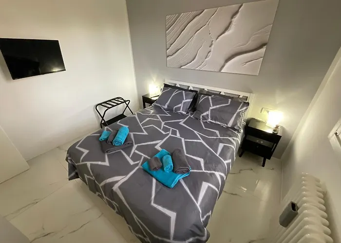 فندق مبيت وإفطار Kira *